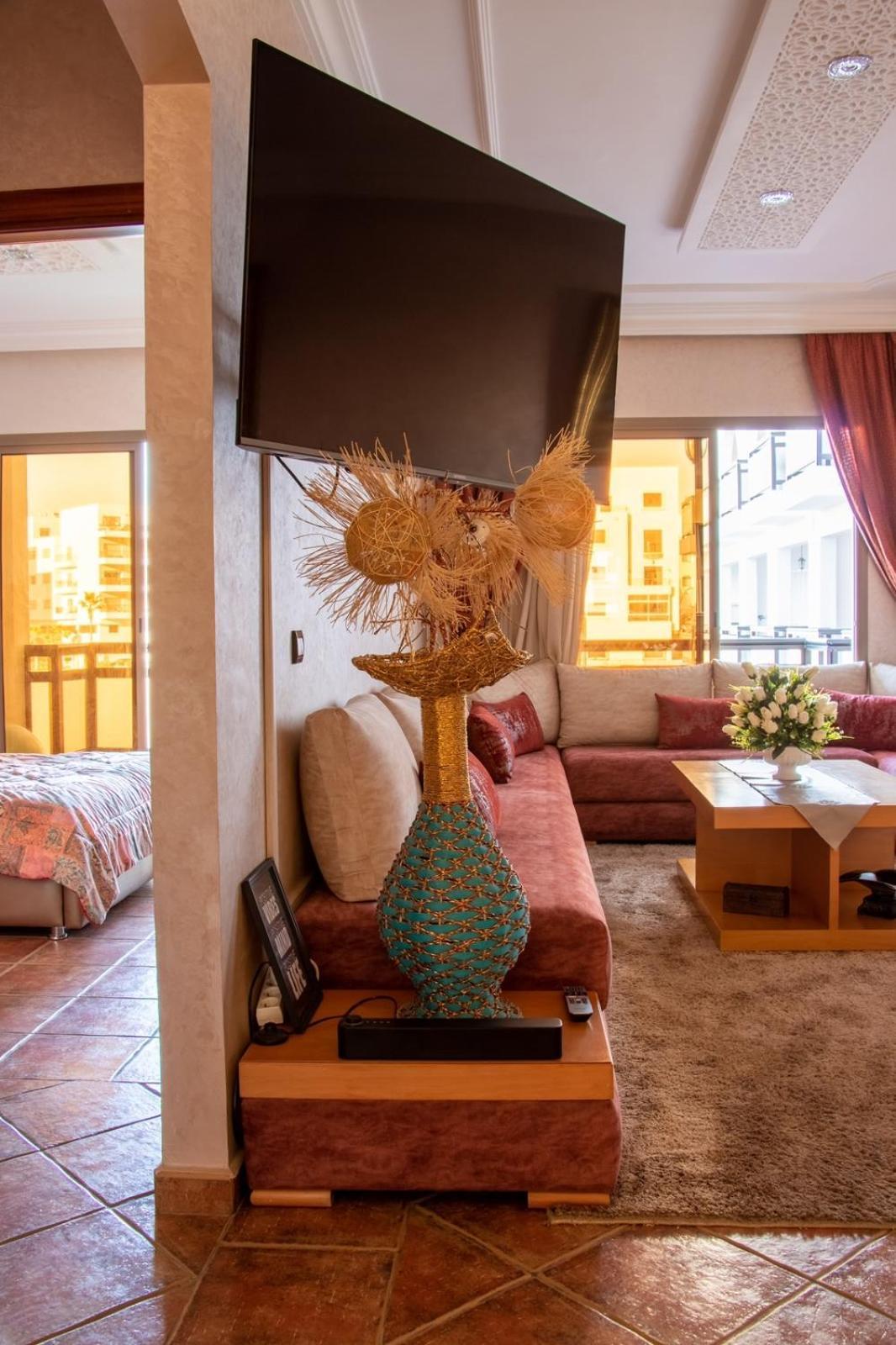 Prime Apt Near Beach With Pool, Amenities, Activities Deals Agadir Exterior photo